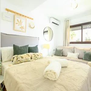 Estudio Con Parking Teatinos Living Apartamento